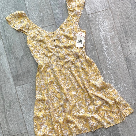 Billabong Yellow Floral Dress - Picture 5 of 9